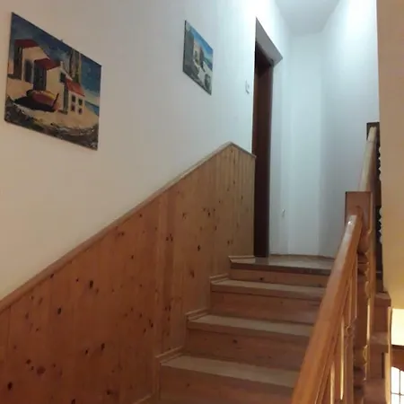 Stella Pula